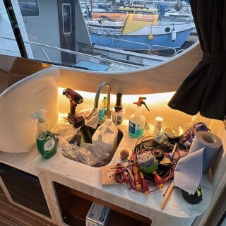 9FFB75AC-480B-4138-A2CF-45C38A6F3D65